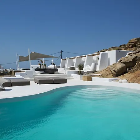 Vila Diles & Mykonos Tourlos