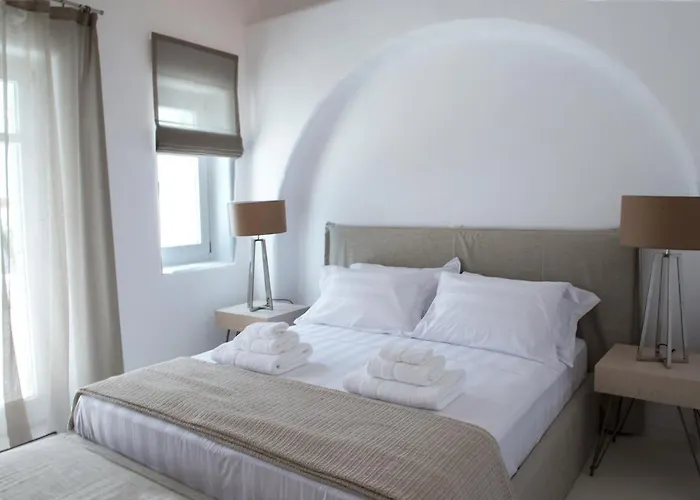 Diles & Mykonos Villa Tourlos