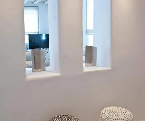 Diles & Mykonos Villa