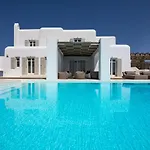 Diles & Mykonos Vila Tourlos