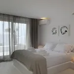 Vila Diles & Mykonos *