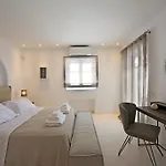 Diles & Mykonos * Tourlos