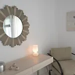 Diles & Mykonos Vila