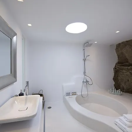 Diles & Mykonos Villa *