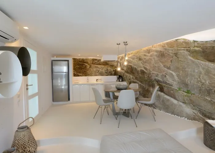 Diles & Mykonos Villa *