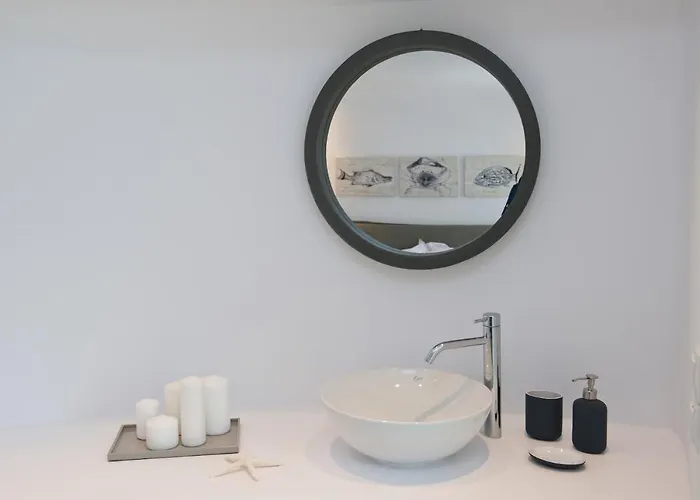 Diles & Mykonos Vila Tourlos